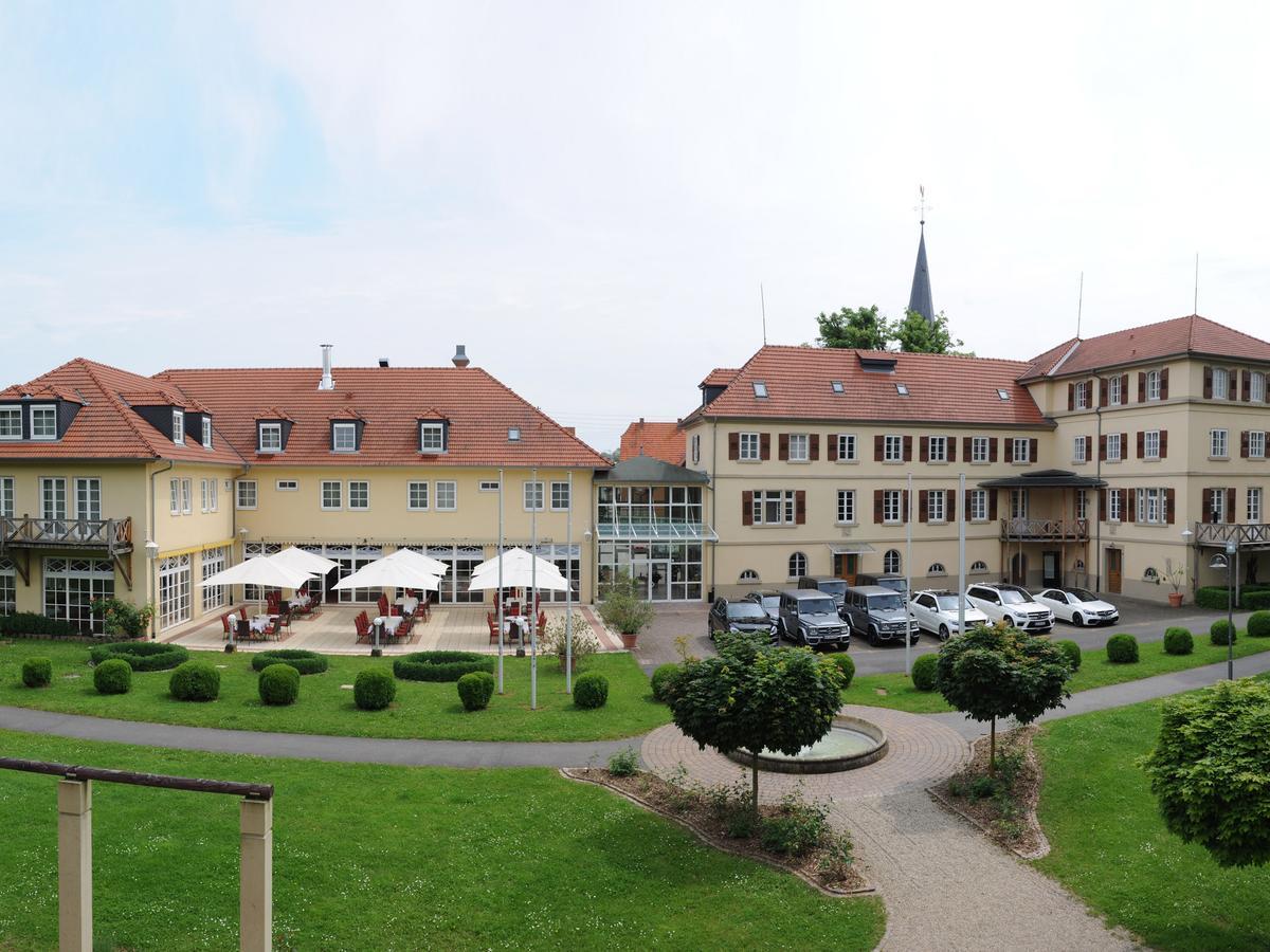 Schlosshotel Neckarbischofsheim Exterior foto